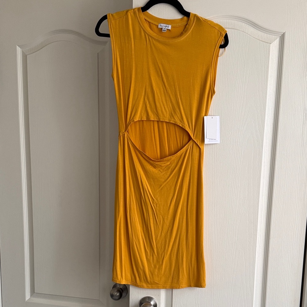 love, Fire Mustard Yellow Sleeveless Midi Dress
